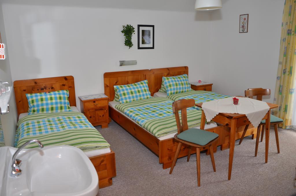 Hotel Haus Dachstein Schnitzer Eben Im Pongau Zimmer foto