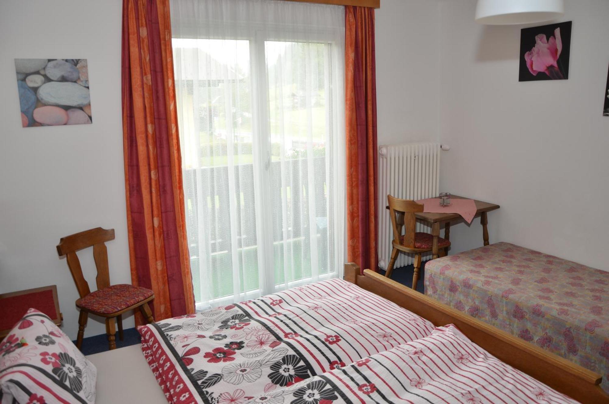 Hotel Haus Dachstein Schnitzer Eben Im Pongau Zimmer foto